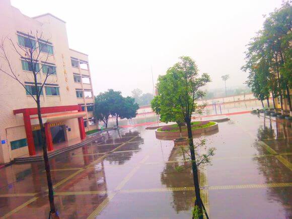 隆昌市第七中學校園風采