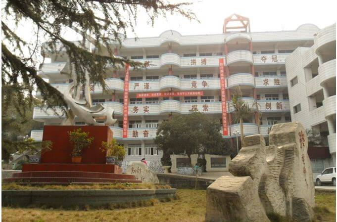 資中龍結中學校園風采