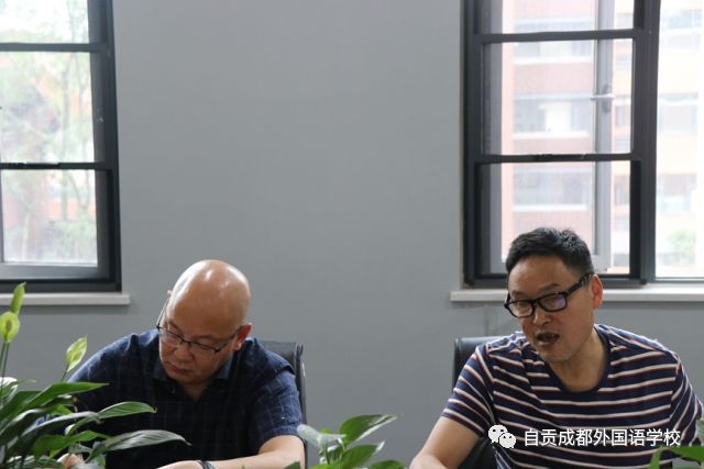自貢市外國語學(xué)校--加強(qiáng)安全工作，構(gòu)建安全校園