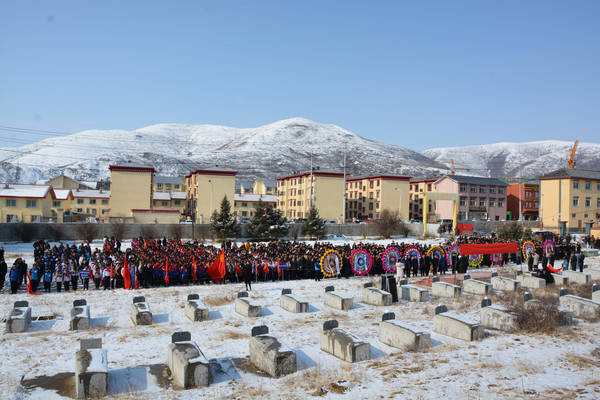 色達(dá)中學(xué)——緬懷革命先烈，傳承紅色精神