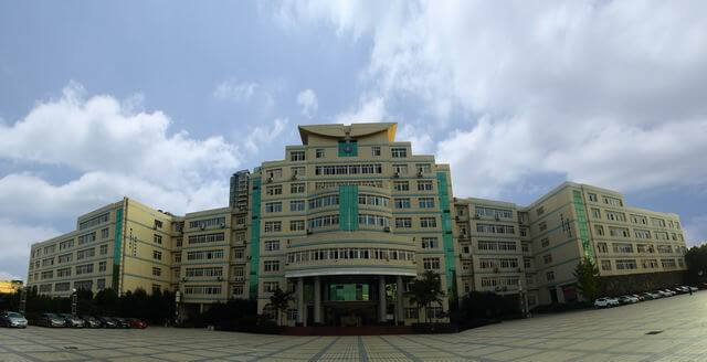 達州市第一中學(xué)校園風(fēng)采