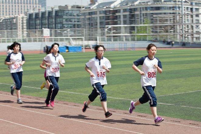 中考體育考試50米短跑多少秒算正常？