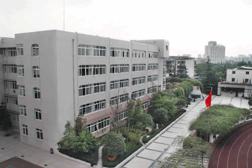 列五中學(xué)石公辦還是民辦？