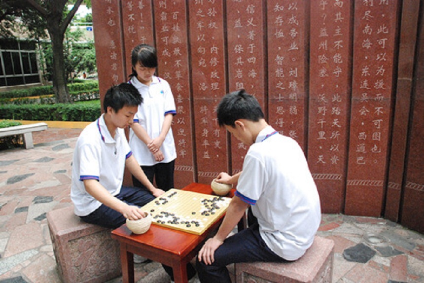 武侯高級中學(xué)師資怎么樣，教學(xué)質(zhì)量好不好？