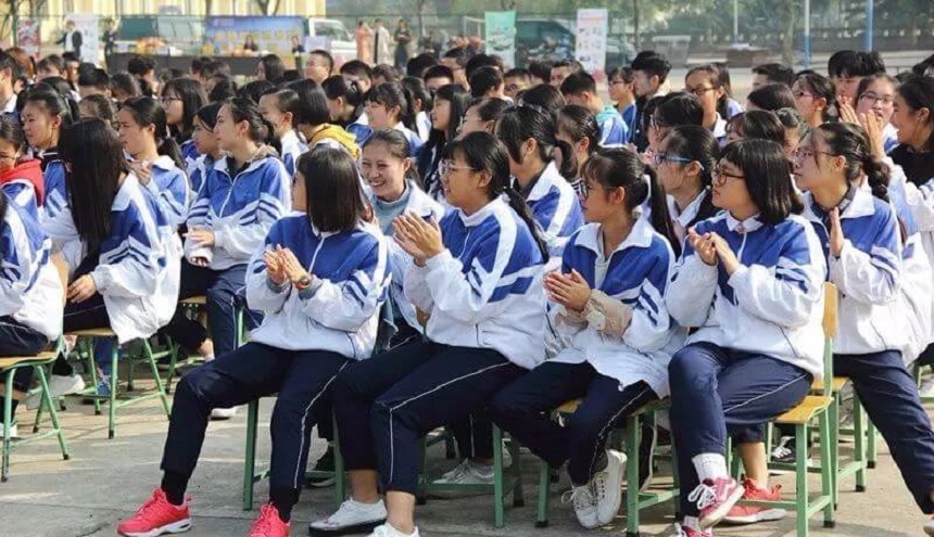 資陽外國語學(xué)校地址在哪？