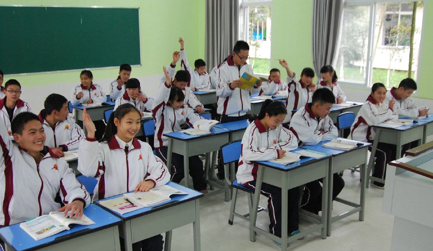 雅安市強項雙語中學校園環(huán)境怎么樣？