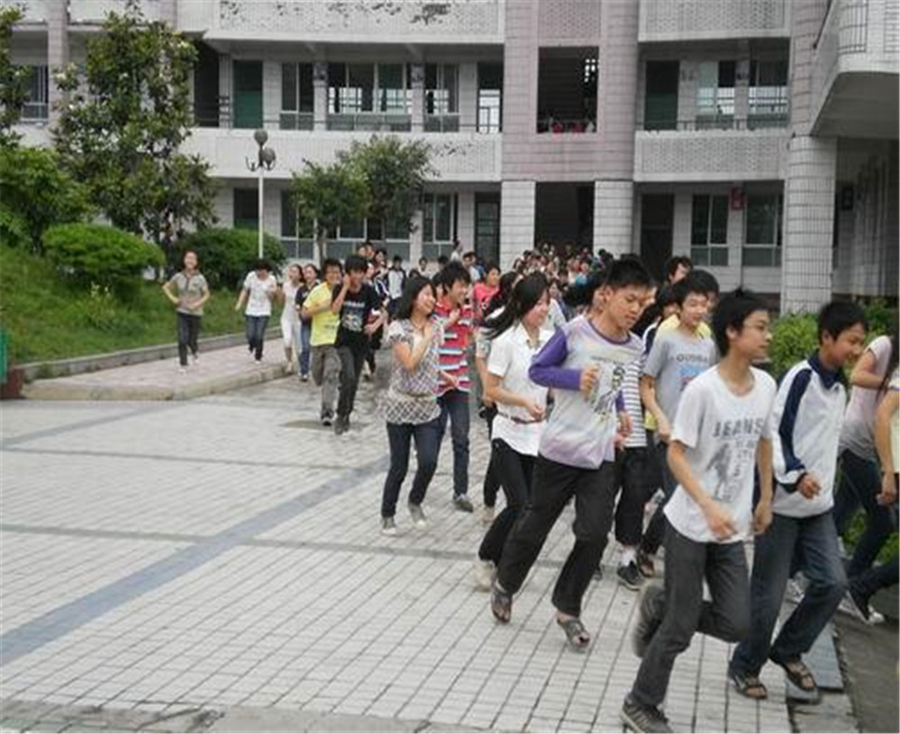 渠縣涌興中學2020年招生簡章在哪兒看？