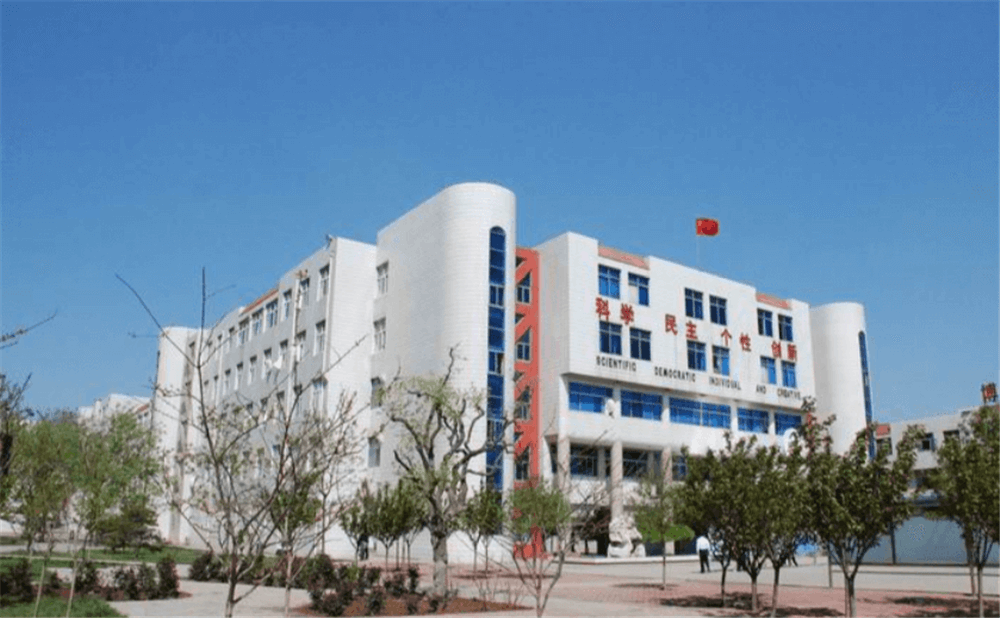周口中學學校環(huán)境怎么樣？