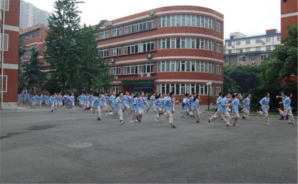 北師大成都實(shí)驗(yàn)中學(xué)校2020年的錄取分?jǐn)?shù)是多少？