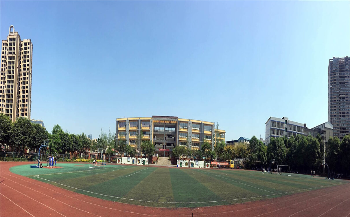 仁壽華達(dá)高中的高中怎么樣？