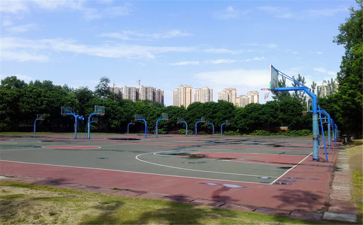 成都實(shí)驗(yàn)外國(guó)語(yǔ)學(xué)校（西區(qū)）的高中怎么樣？