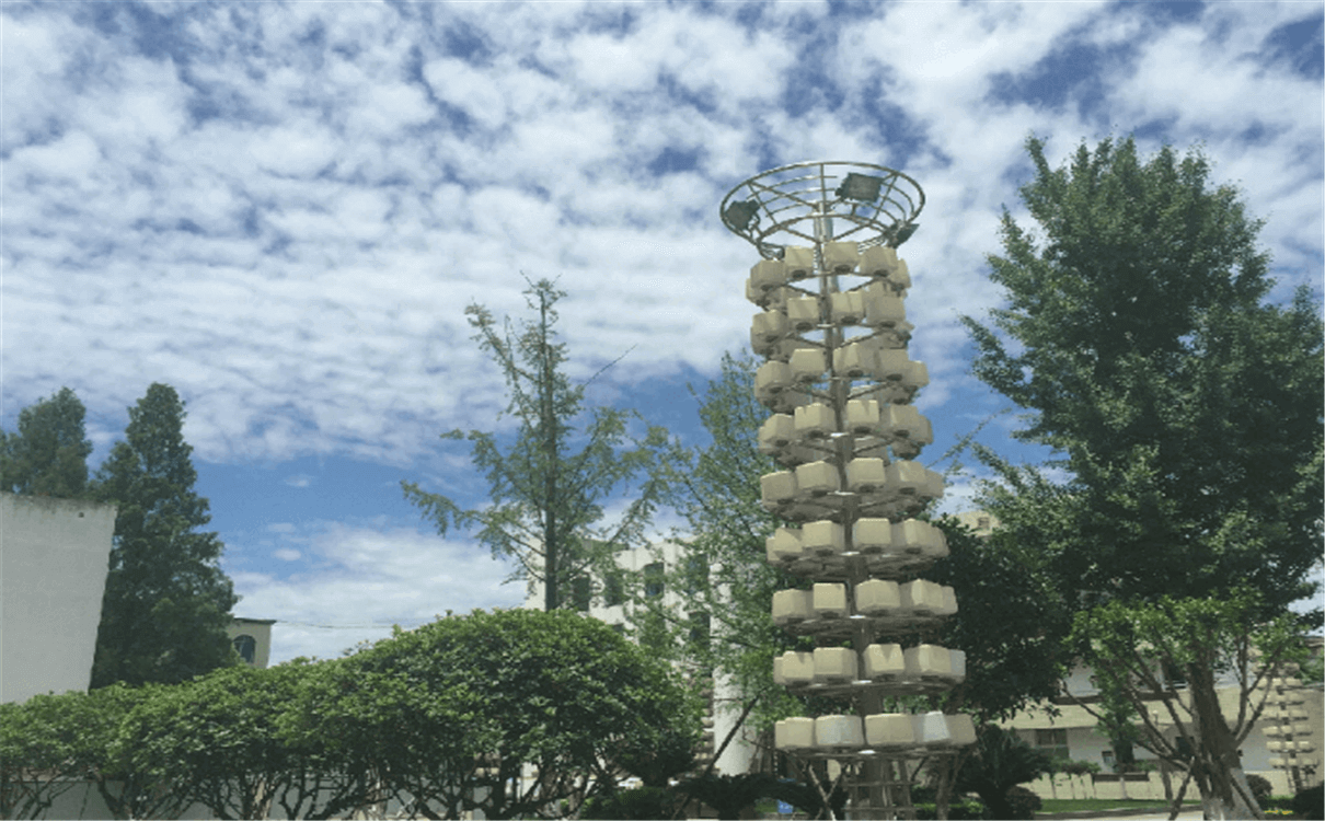 成都市籍田中學(xué)每年的學(xué)費是多少錢？