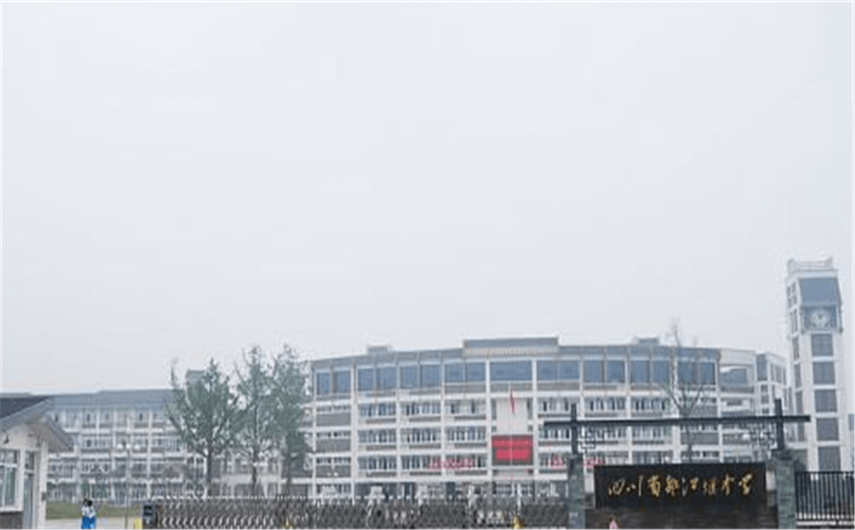都江堰中學(xué)育才的升學(xué)率是多少？