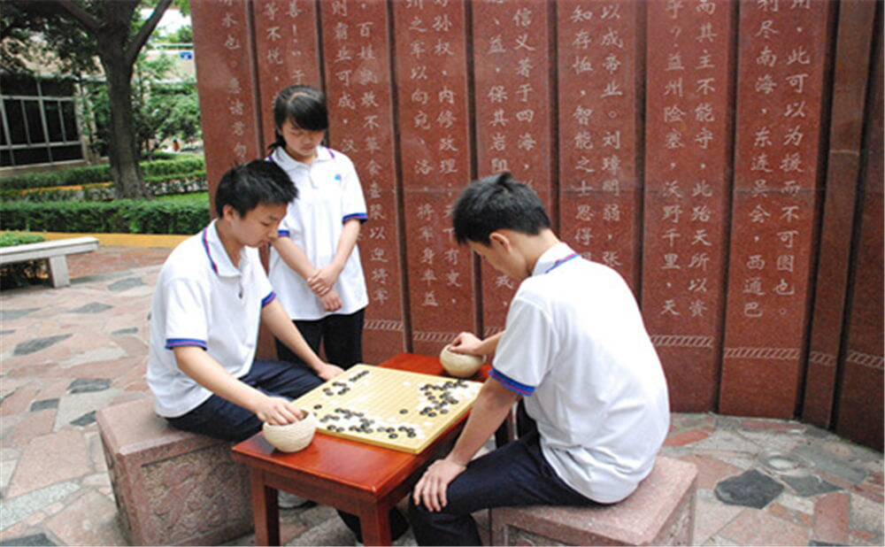 武侯高級中學(xué)的高考升學(xué)率是多少？