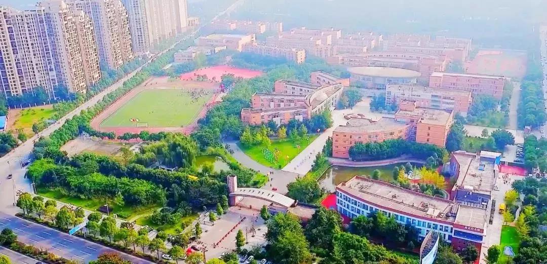 成都七中實驗學校2020年的招生計劃是多少？