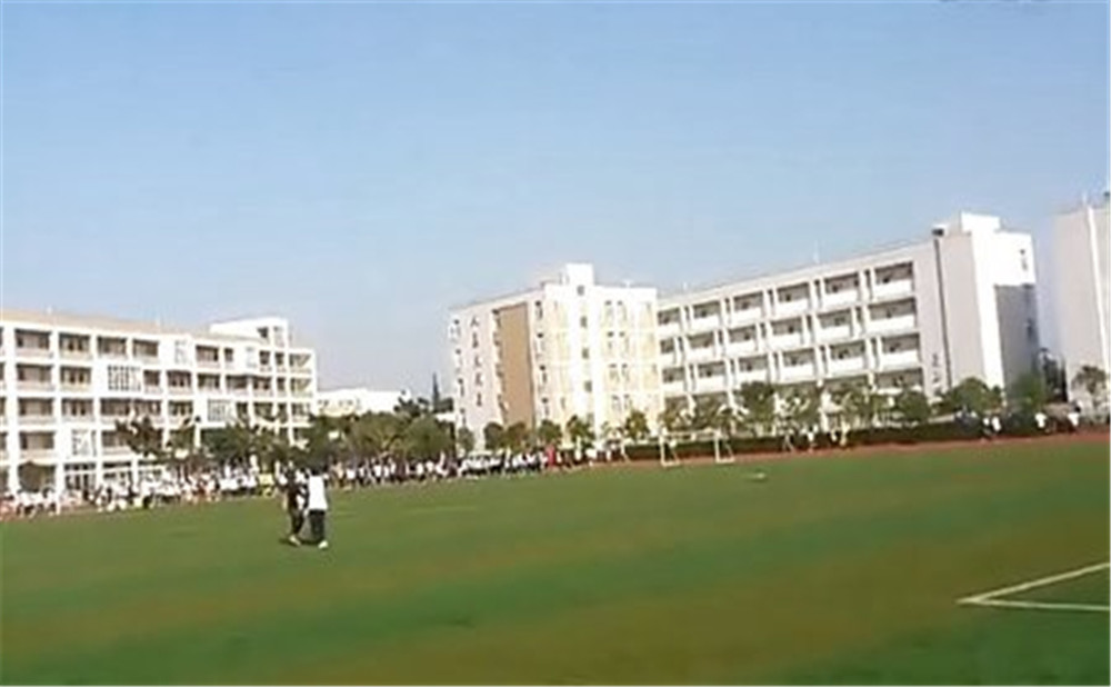 郫縣四中的高考升學(xué)率高不高？