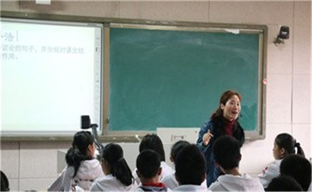 成都實驗中學(xué)近三年的錄取分數(shù)是多少分？