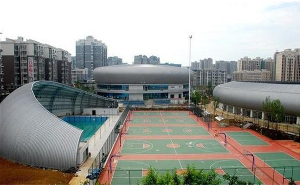 簡陽中學(xué)的高中住宿怎么樣？