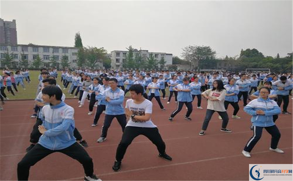 華潤高級中學(xué)的錄取分?jǐn)?shù)是多少？