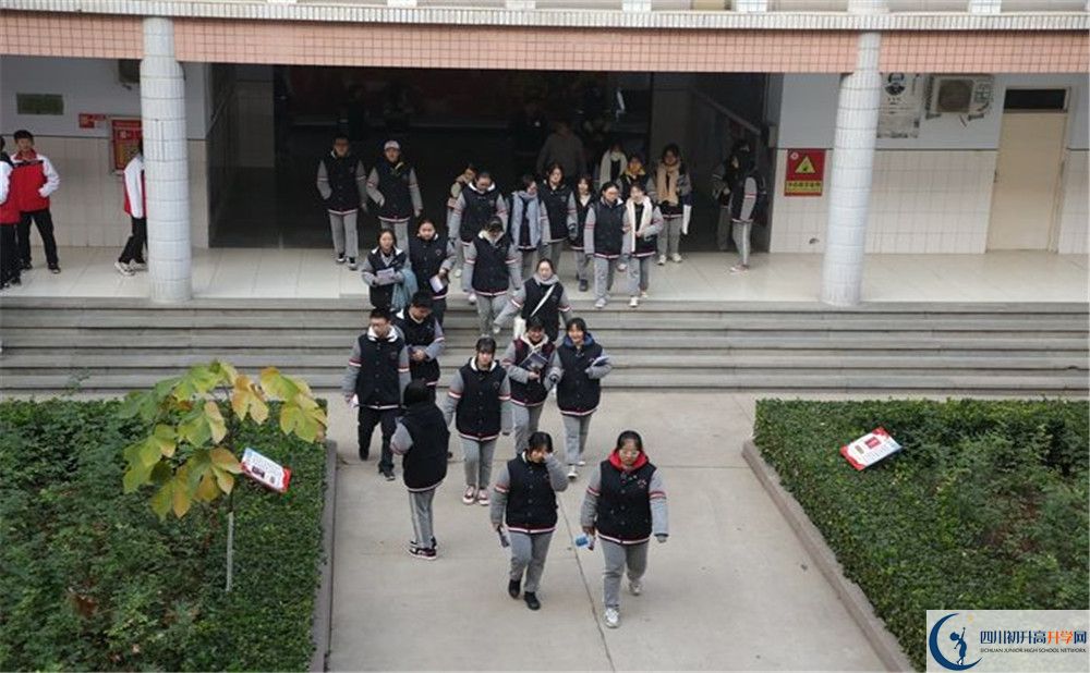 2020年成都南開為明學(xué)校升學(xué)率有多少？