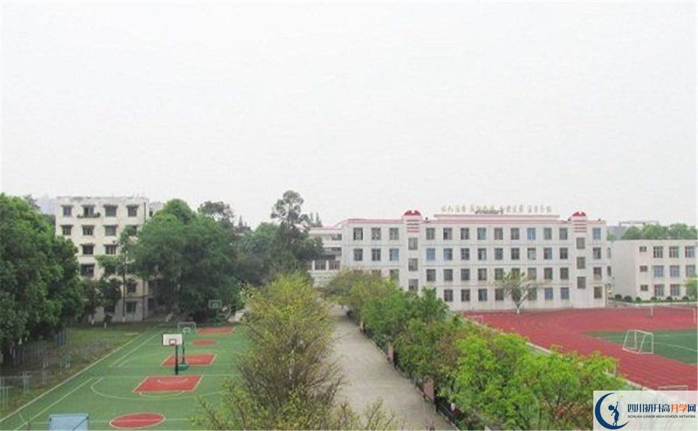 2020年青白江中學(xué)的報名條件是什么？