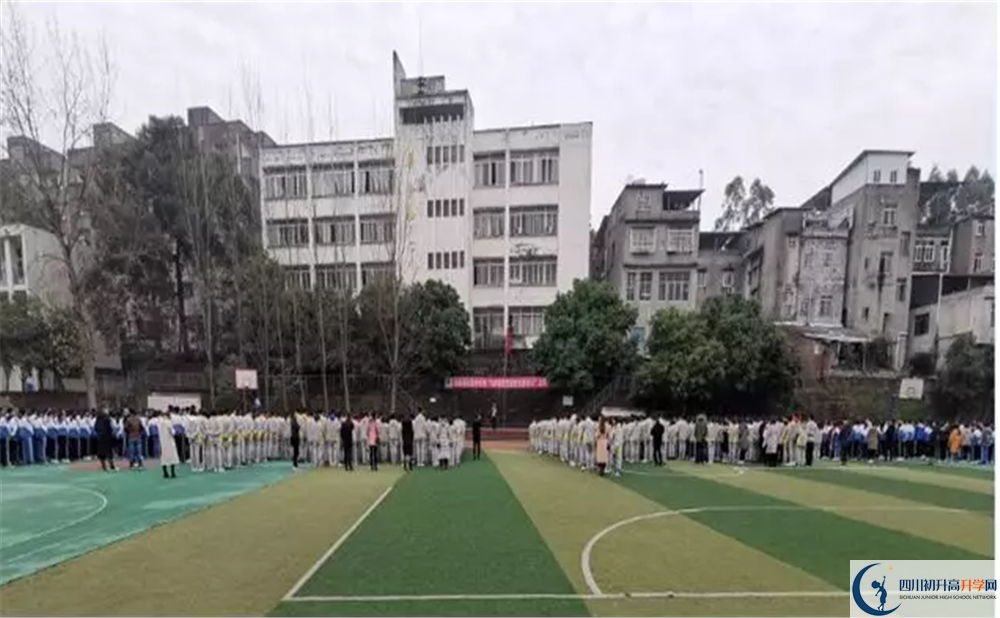 竹篙中學(xué)的高中住宿好不好？