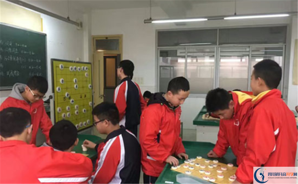 崇慶中學(xué)的高中住宿好不好？