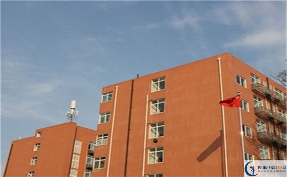 成都實(shí)驗(yàn)中學(xué)住宿條件怎么樣？