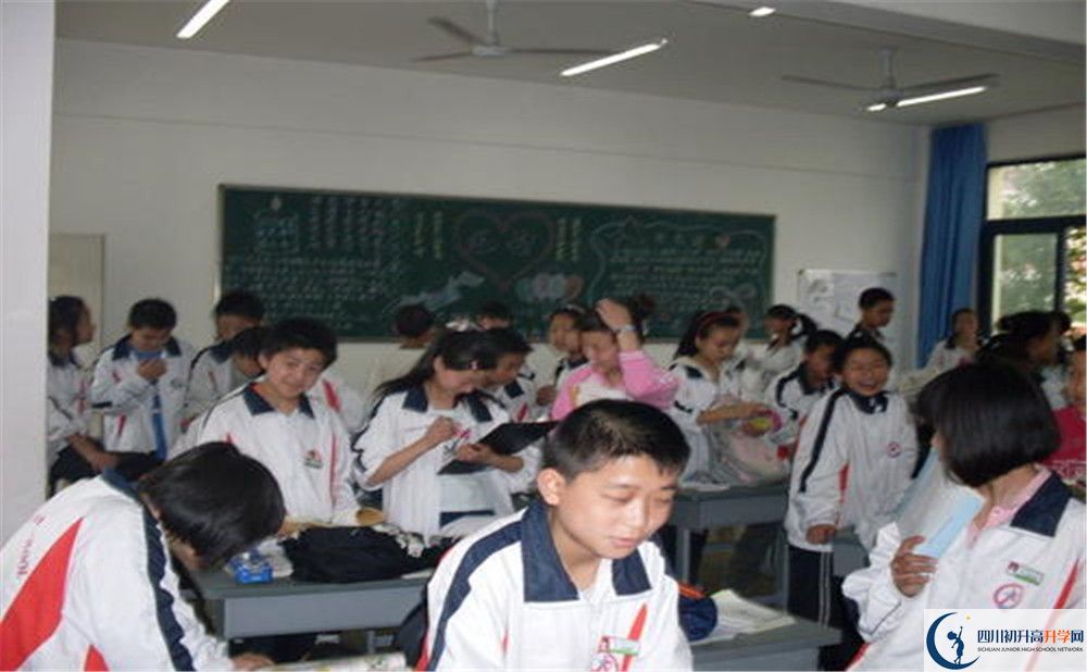 敖平中學2020年被清華北大錄取的學生有多少？