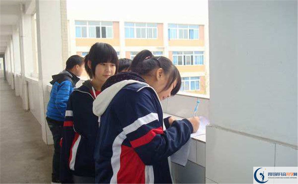 大邑縣實(shí)驗(yàn)中學(xué)的自主招生分?jǐn)?shù)是多少分？