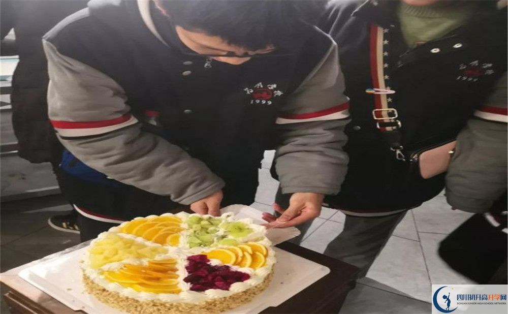 成都新津為明學校高中部地址在哪？