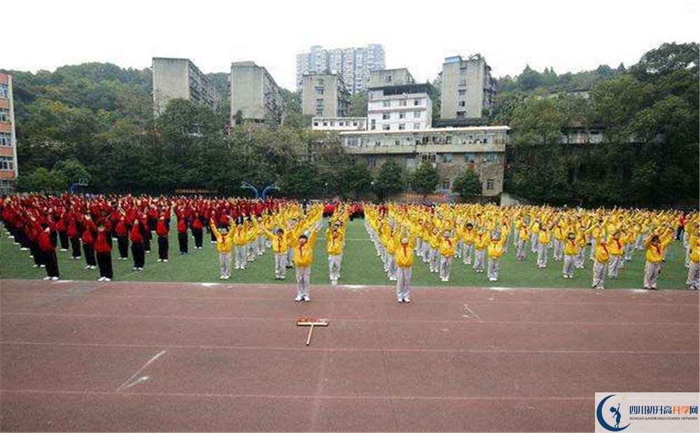 簡陽實(shí)驗(yàn)中學(xué)平行班與實(shí)驗(yàn)班差多少？