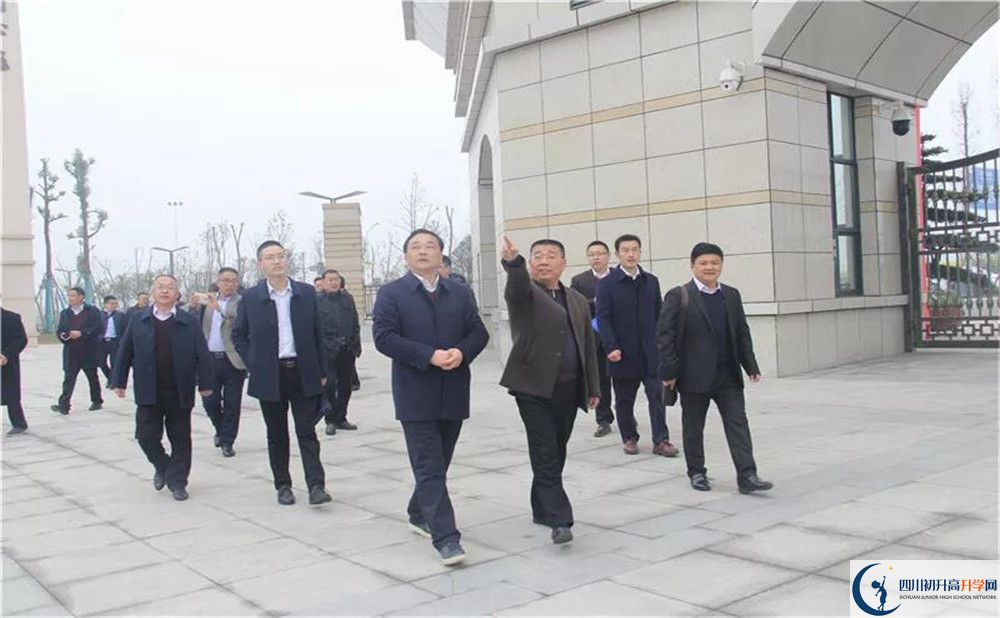 大邑中學(xué)2020年高三文綜測(cè)試題難嗎？