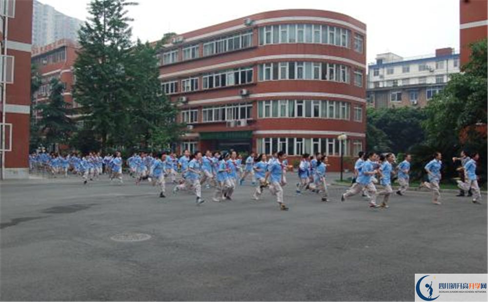 北師大成都實(shí)驗(yàn)中學(xué)高中分班考試難嗎？
