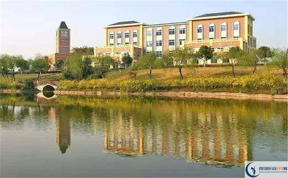 成都美視國際學(xué)校實(shí)驗(yàn)班學(xué)費(fèi)貴嗎？