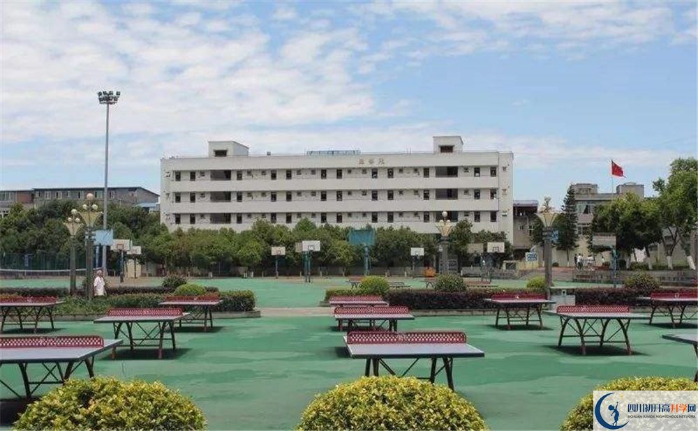 成都市籍田中學(xué)2020年高考人數(shù)是多少？