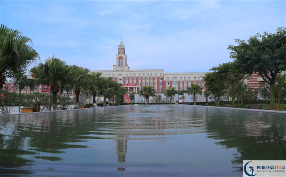 四川師范大學(xué)附屬中學(xué)高三診斷考試時間怎么安排？