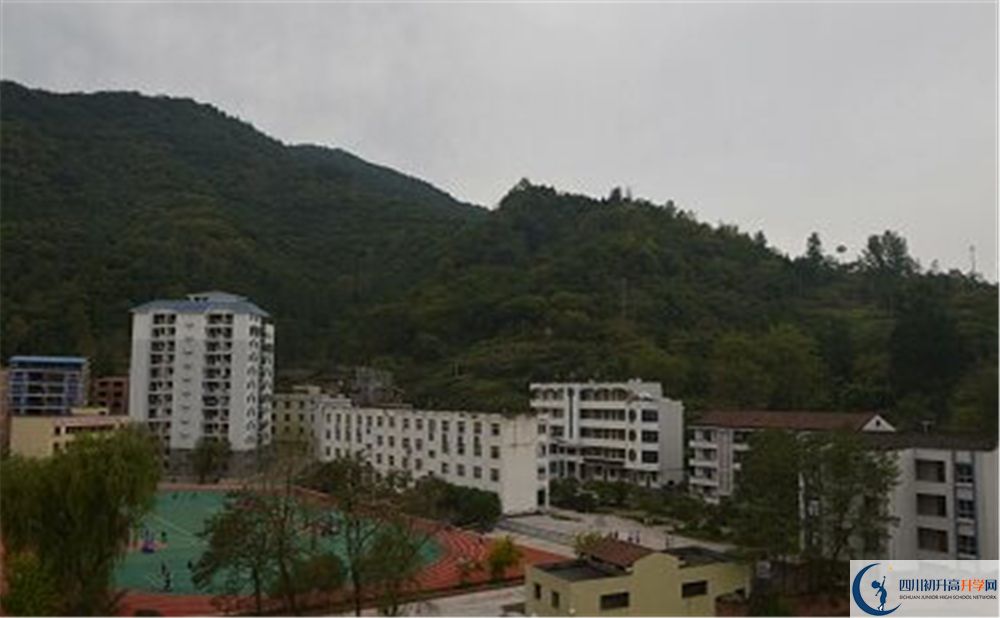 2020萬源市第二中學(xué)初升高錄取線是否有調(diào)整？